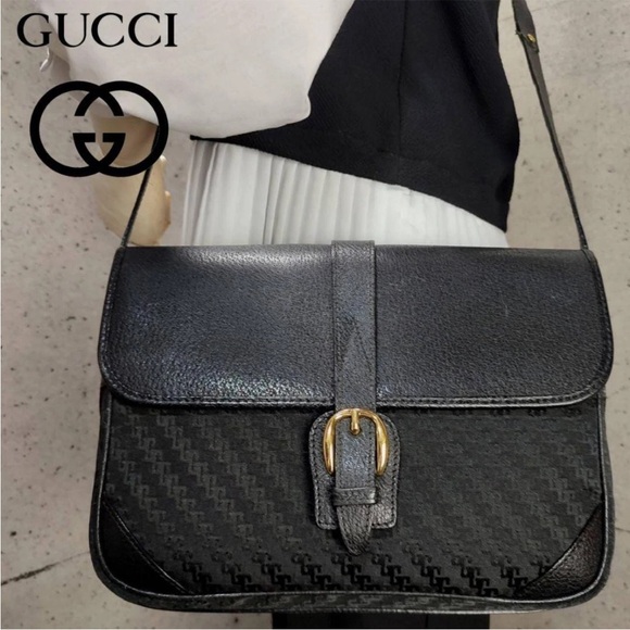 Gucci Black and Gold Leather Shoulder Bag - Picture 12 of 13